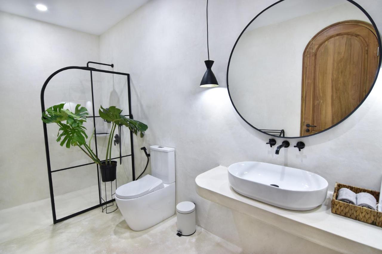 Bohemian Jogja Villas With Private Pool Kejayan ภายนอก รูปภาพ