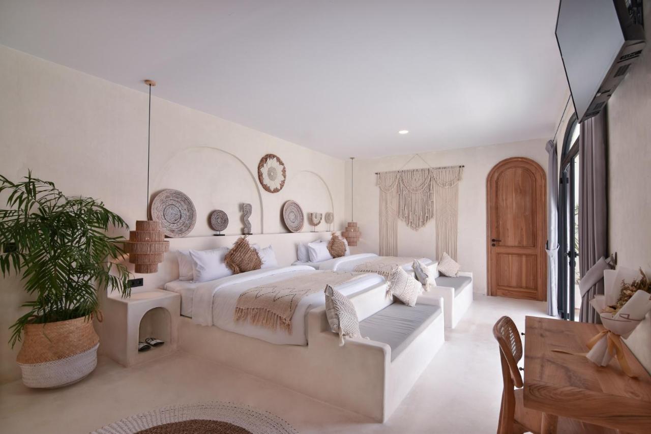 Bohemian Jogja Villas With Private Pool Kejayan ภายนอก รูปภาพ