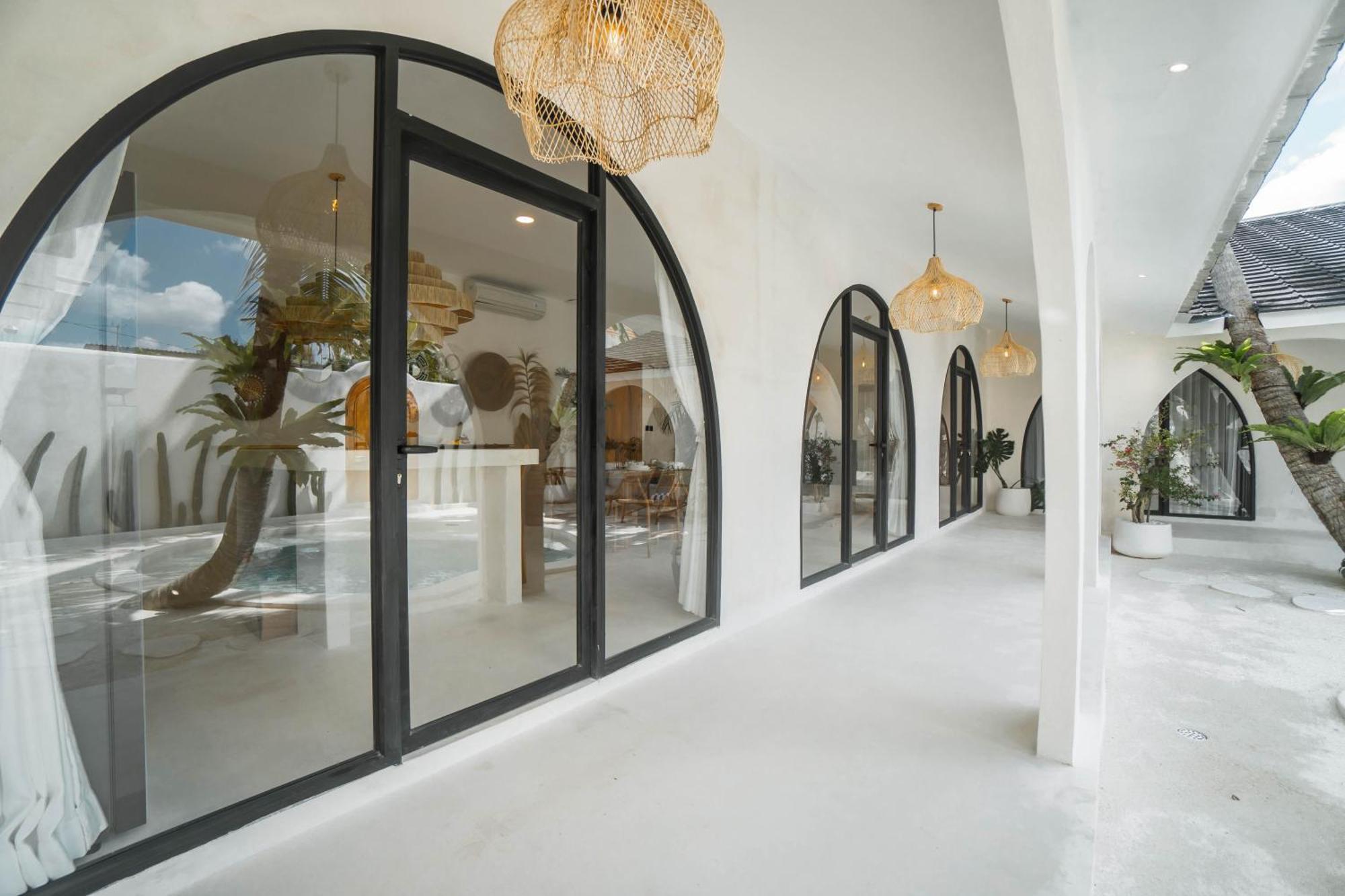 Bohemian Jogja Villas With Private Pool Kejayan ภายนอก รูปภาพ